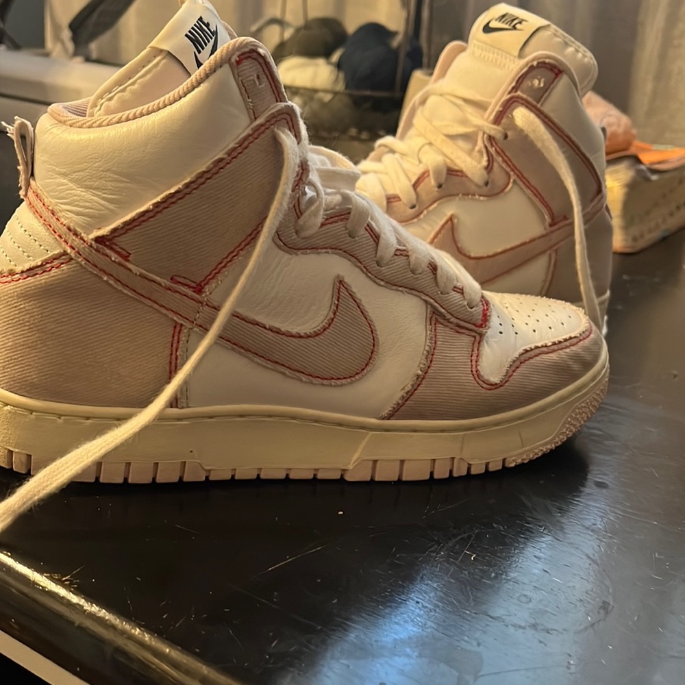 Nike high dunks 1985